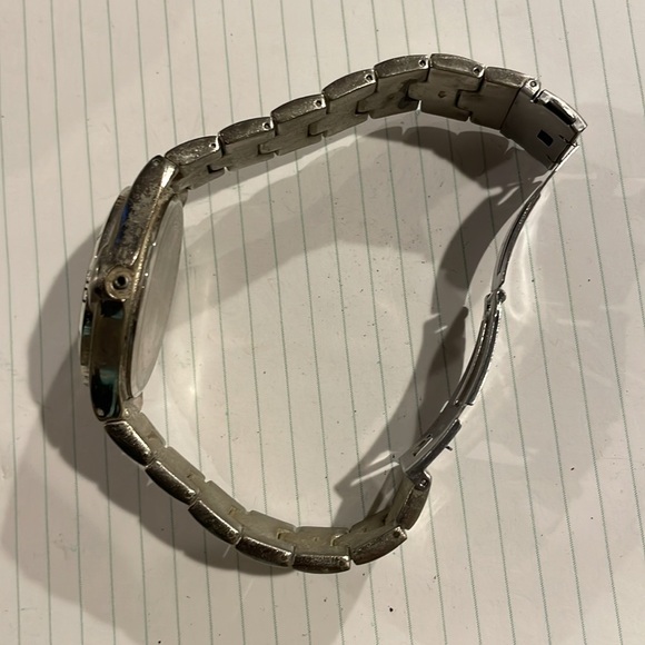 Chrome Men's Silver Tone Blue W/ Date Analog - Picture 4 of 5